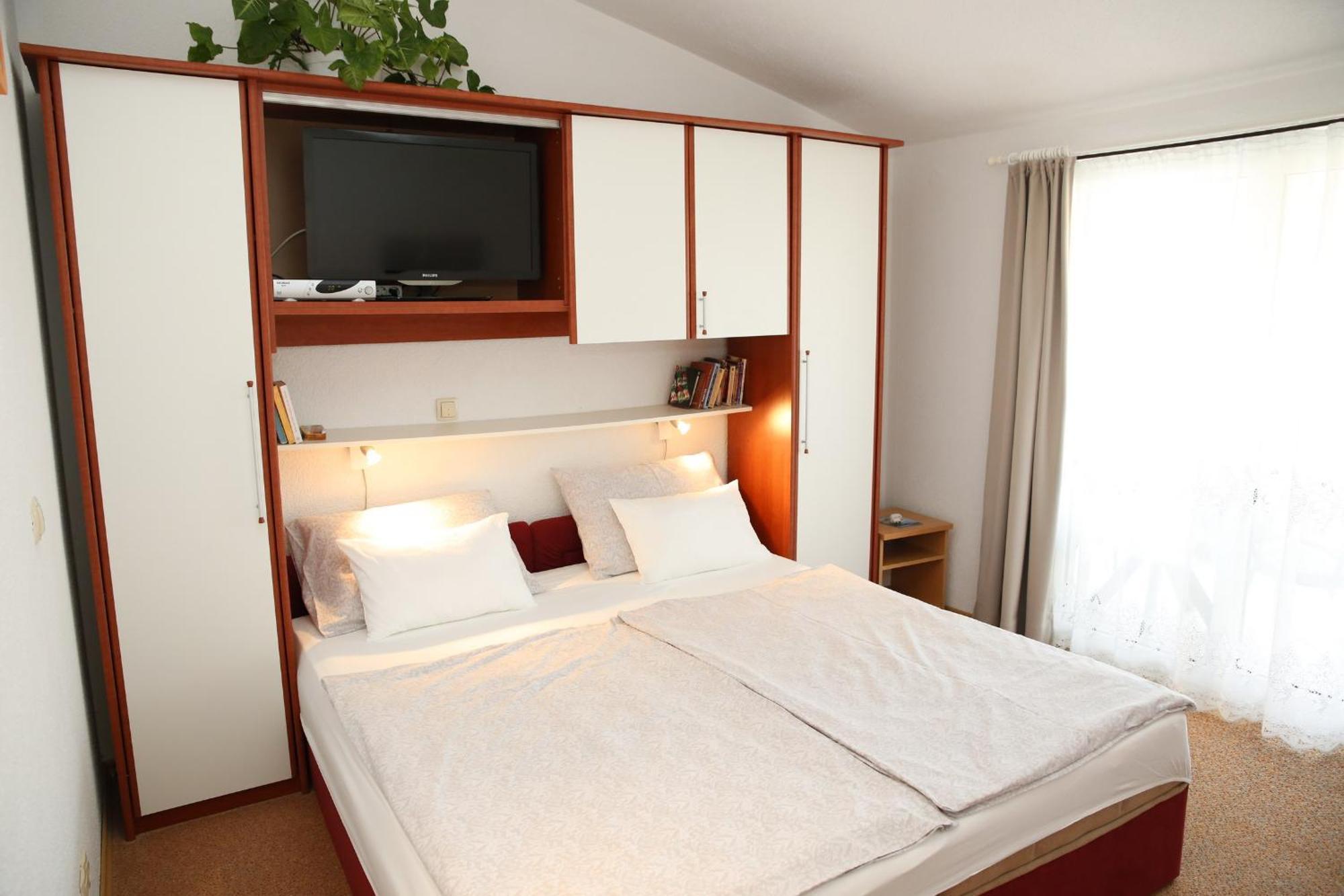 Apartments Katarine Zrinske Vodice Zewnętrze zdjęcie