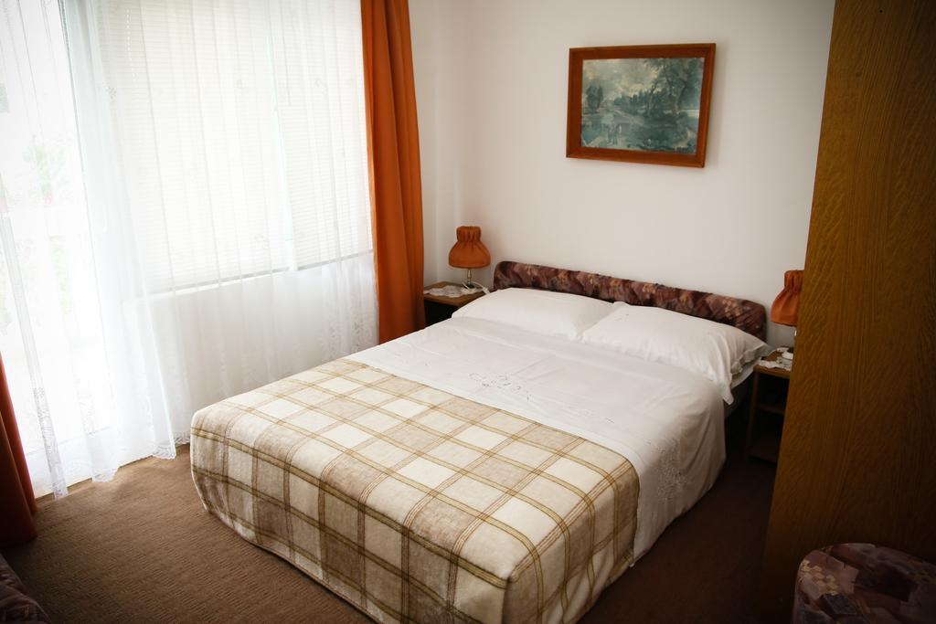Apartments Katarine Zrinske Vodice Zewnętrze zdjęcie