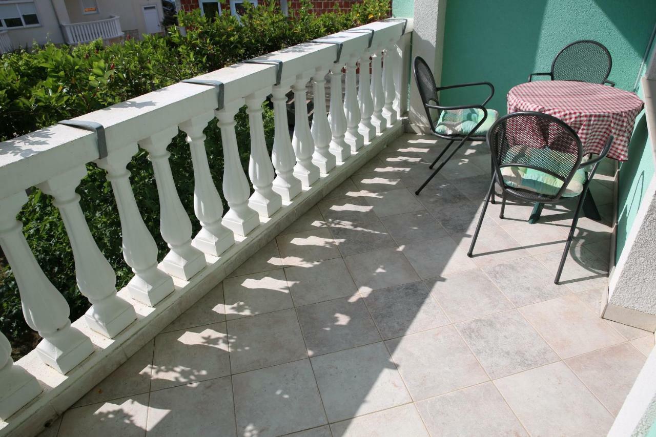 Apartments Katarine Zrinske Vodice Zewnętrze zdjęcie