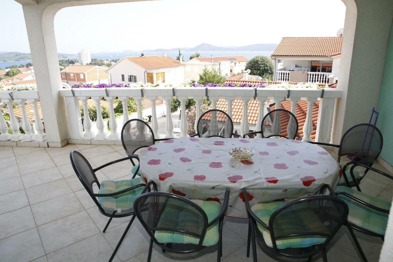 Apartments Katarine Zrinske Vodice Zewnętrze zdjęcie